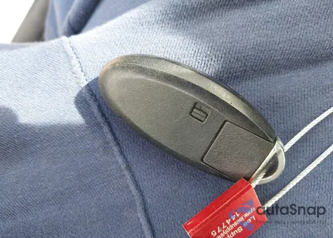 2010 Nissan Sentra 2.0Sl from USA, damaged, VIN 3N1AB6AP1AL677742